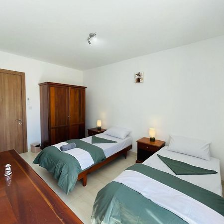 Coral Cove Comfort Room 2 St. Paul's Bay Exteriör bild